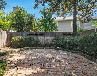 218 Blushwood Place - Photo Thumbnail 19