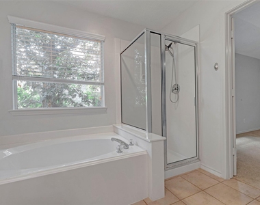 218 Blushwood Place - Photo Thumbnail 14