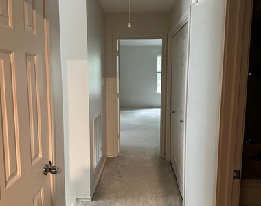 218 Blushwood Place - Photo Thumbnail 24