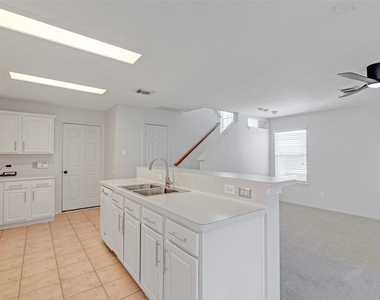 218 Blushwood Place - Photo Thumbnail 6
