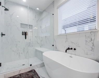4109 Hare Street - Photo Thumbnail 8