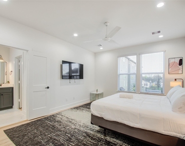 4109 Hare Street - Photo Thumbnail 3