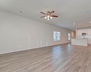 214 Cumberland Forest Drive - Photo Thumbnail 12