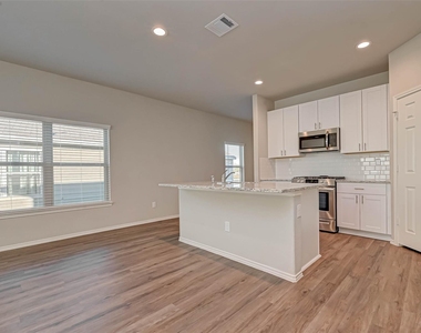 214 Cumberland Forest Drive - Photo Thumbnail 20