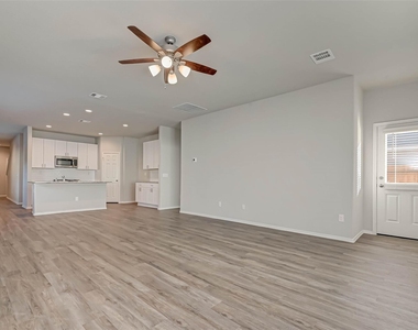 214 Cumberland Forest Drive - Photo Thumbnail 16