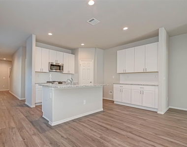 214 Cumberland Forest Drive - Photo Thumbnail 17