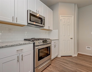 214 Cumberland Forest Drive - Photo Thumbnail 15