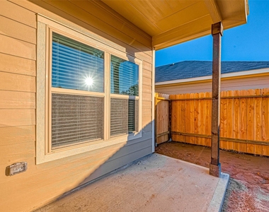 214 Cumberland Forest Drive - Photo Thumbnail 44