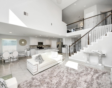 3514 Windham Way - Photo Thumbnail 3