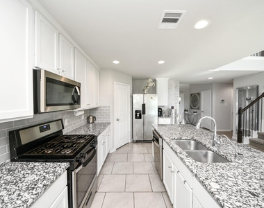 3514 Windham Way - Photo Thumbnail 27