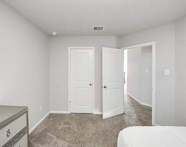 3514 Windham Way - Photo Thumbnail 9