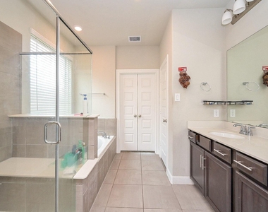 11430 Cypress Birch Court - Photo Thumbnail 9
