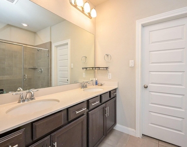 11430 Cypress Birch Court - Photo Thumbnail 10