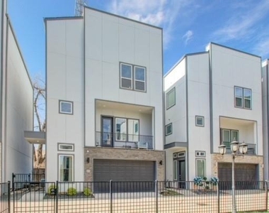 8411 Hempstead Road - Photo Thumbnail 3