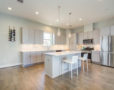 8411 Hempstead Road - Photo Thumbnail 21