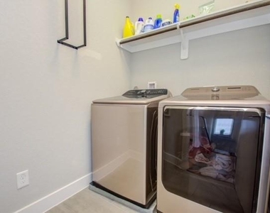 8411 Hempstead Road - Photo Thumbnail 38