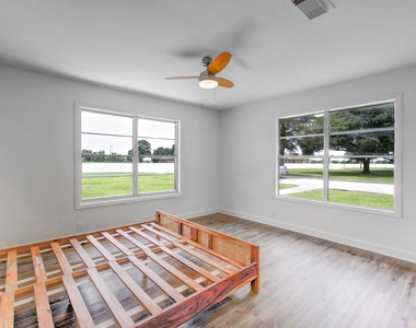 709 S Mccarty Avenue - Photo Thumbnail 27