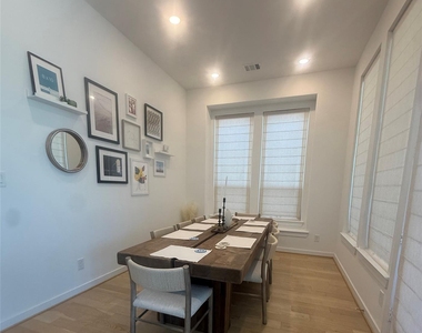3030 Lantana Trail - Photo Thumbnail 12