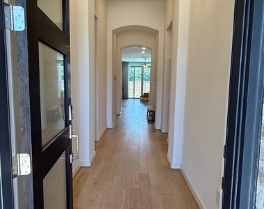 3030 Lantana Trail - Photo Thumbnail 3