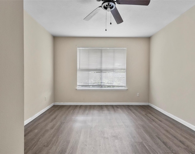 6703 Ashland Forest Drive - Photo Thumbnail 8