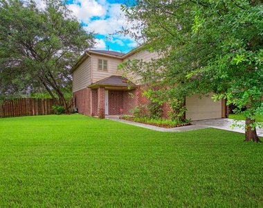 6703 Ashland Forest Drive - Photo Thumbnail 1