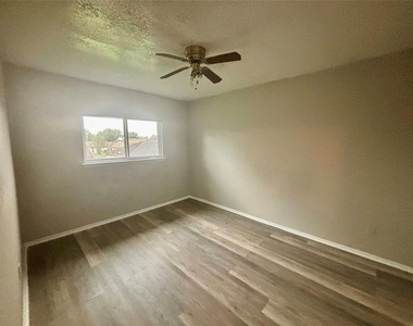 16327 Quail Echo Drive - Photo Thumbnail 15