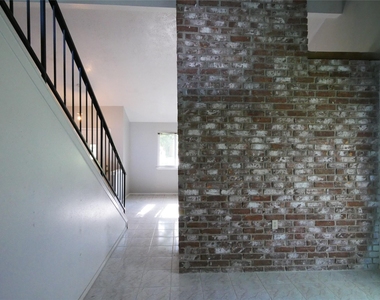 16327 Quail Echo Drive - Photo Thumbnail 6