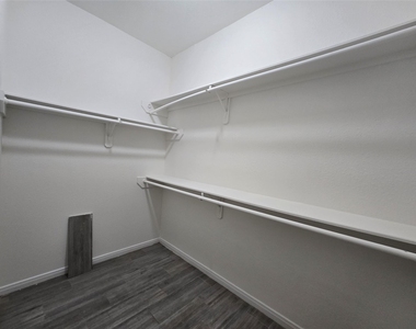 3702 Wylie Street - Photo Thumbnail 13