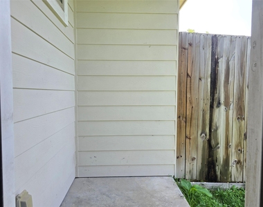 3702 Wylie Street - Photo Thumbnail 16