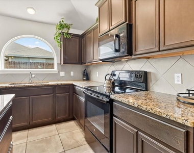 6769 Mikayla Street - Photo Thumbnail 10