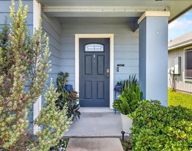 6769 Mikayla Street - Photo Thumbnail 5