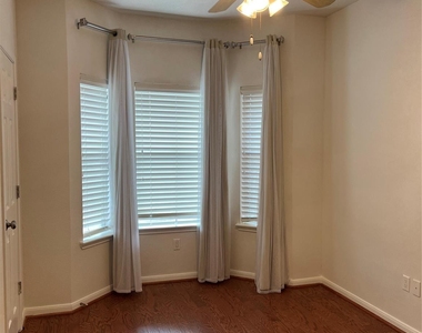 1330 Old Spanish Trail - Photo Thumbnail 9