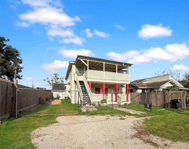 6707 Avenue F - Photo Thumbnail 15