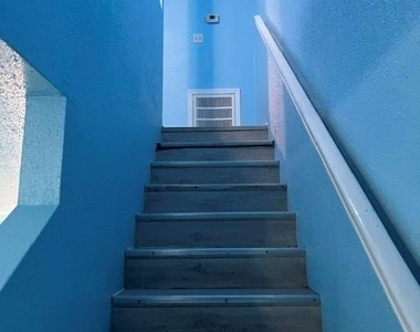 8405 Wilcrest Drive - Photo Thumbnail 3