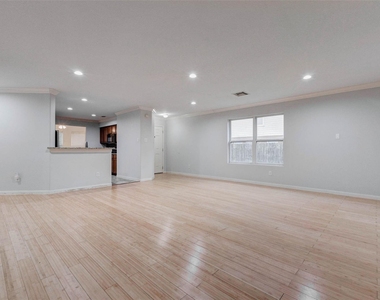 10627 Ince Lane - Photo Thumbnail 4