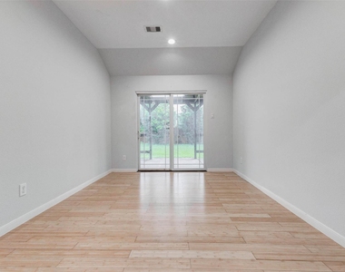 10627 Ince Lane - Photo Thumbnail 9