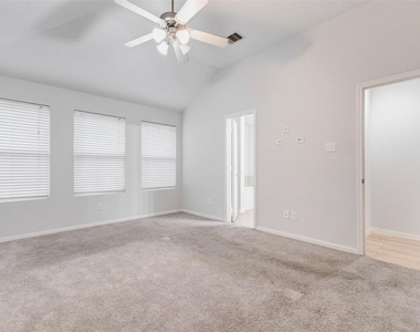 10627 Ince Lane - Photo Thumbnail 15