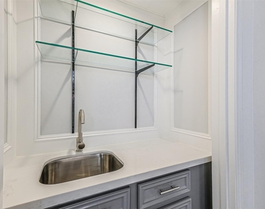 20506 Park Pine Drive - Photo Thumbnail 11