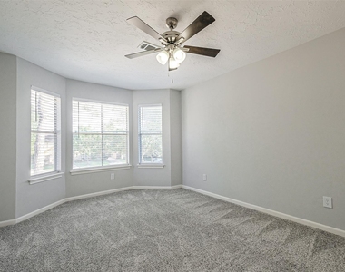 20506 Park Pine Drive - Photo Thumbnail 33