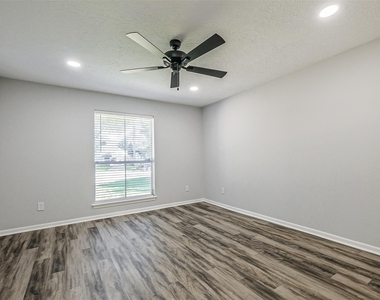20506 Park Pine Drive - Photo Thumbnail 25