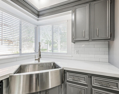 20506 Park Pine Drive - Photo Thumbnail 20