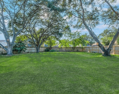 20506 Park Pine Drive - Photo Thumbnail 47