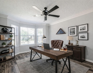 20506 Park Pine Drive - Photo Thumbnail 4