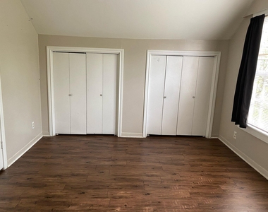 800 Travis Street - Photo Thumbnail 5