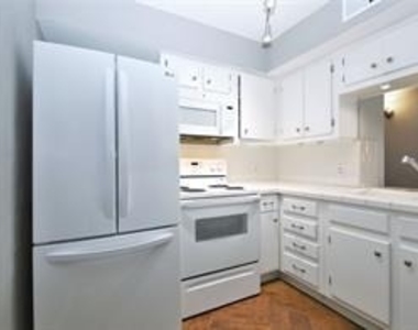 6433 Bayou Glen Road - Photo Thumbnail 7