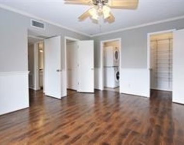 6433 Bayou Glen Road - Photo Thumbnail 12