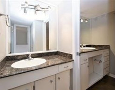 6433 Bayou Glen Road - Photo Thumbnail 9