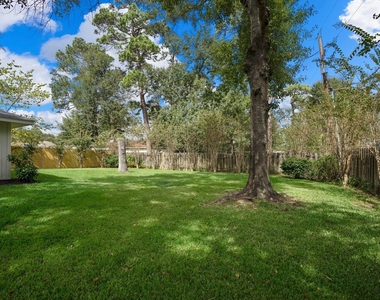 710 Thornwood - Photo Thumbnail 3
