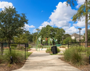 710 Thornwood - Photo Thumbnail 36