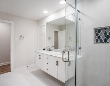 710 Thornwood - Photo Thumbnail 30
